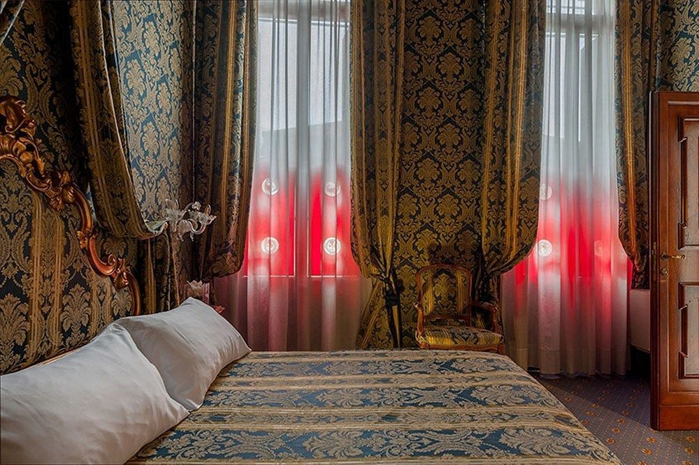 Al Ponte Antico Hotel Venesia Bagian luar foto