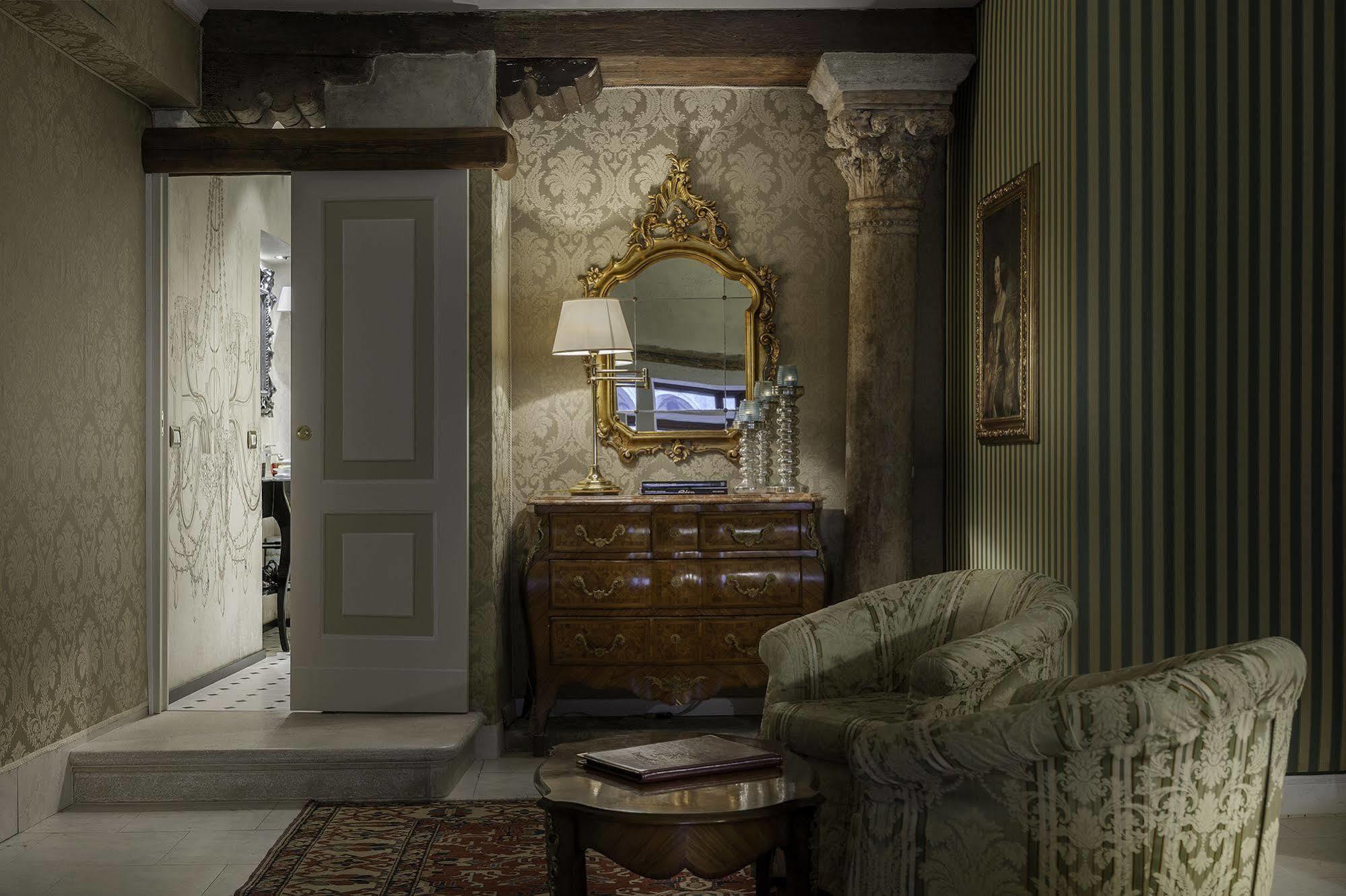 Al Ponte Antico Hotel Venesia Bagian luar foto