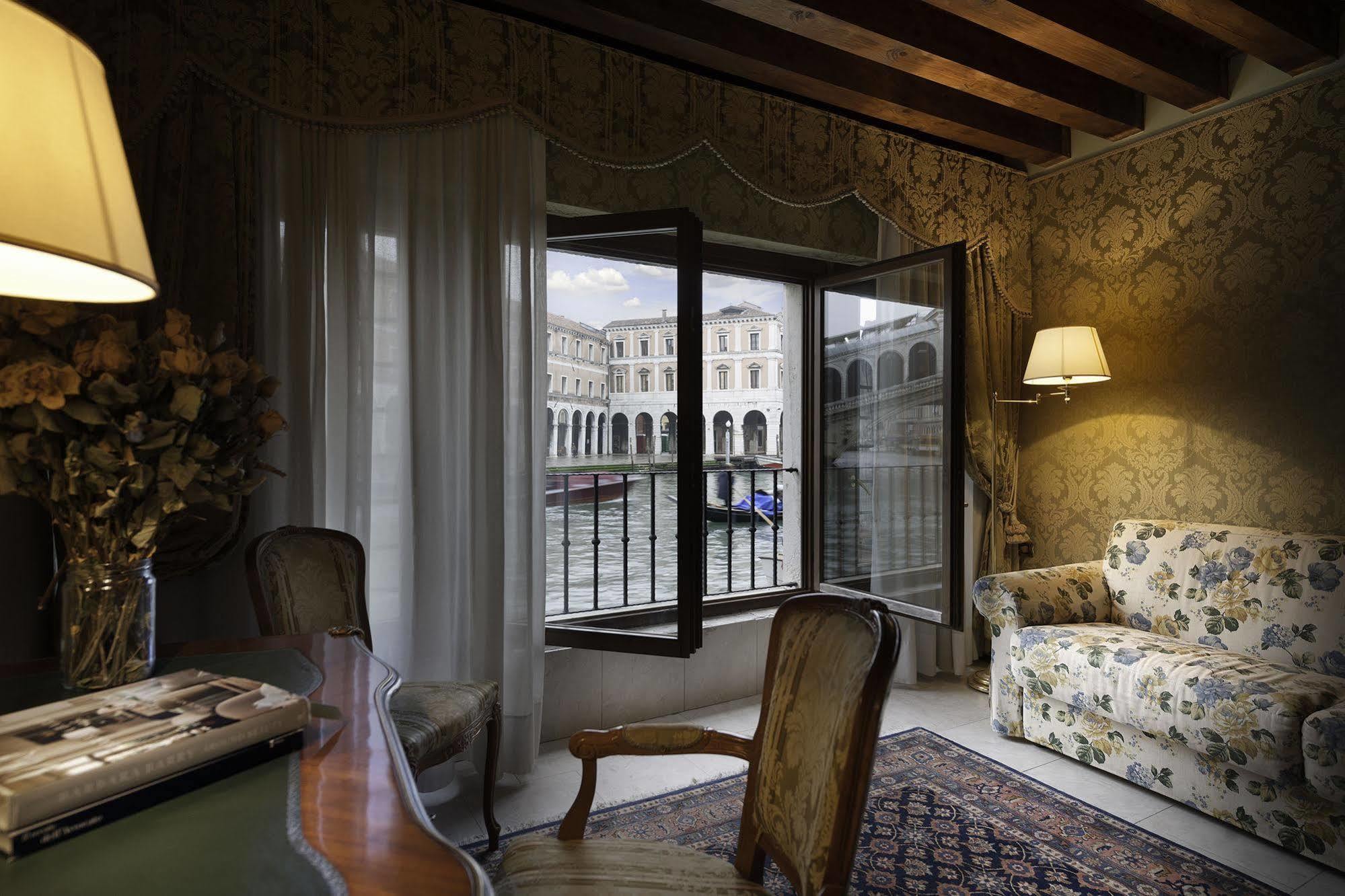 Al Ponte Antico Hotel Venesia Bagian luar foto